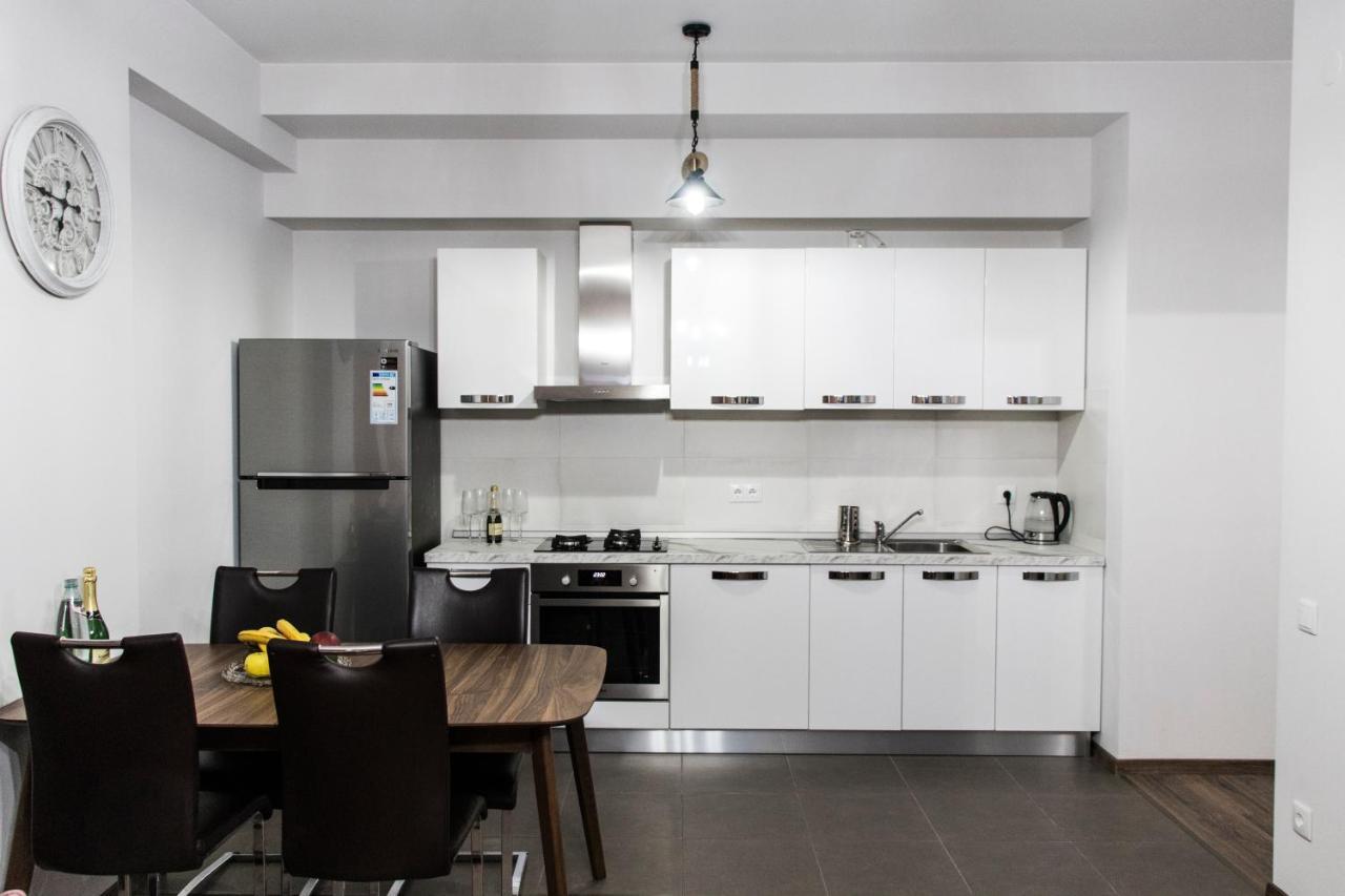 7Th Heaven Apartment In Central Tbilisi Esterno foto